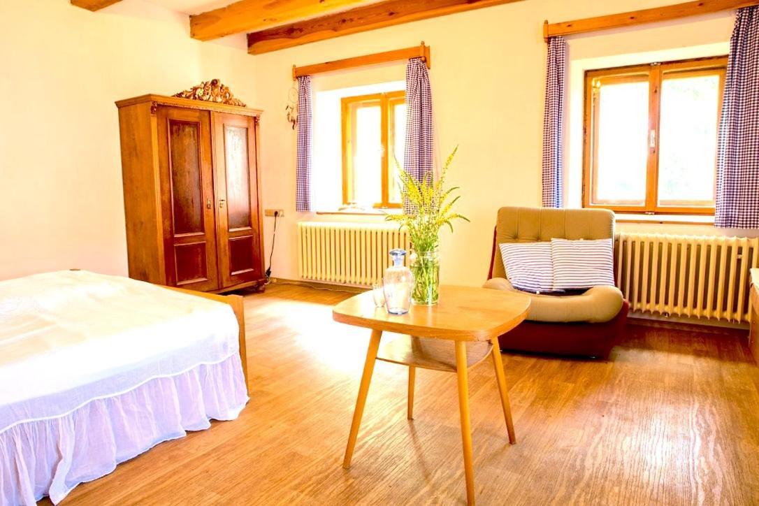 Safar Residence Hrachoviste Экстерьер фото
