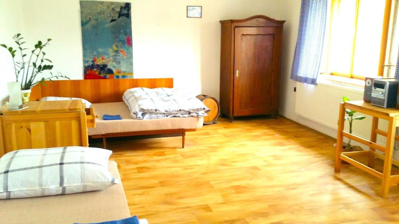 Safar Residence Hrachoviste Экстерьер фото