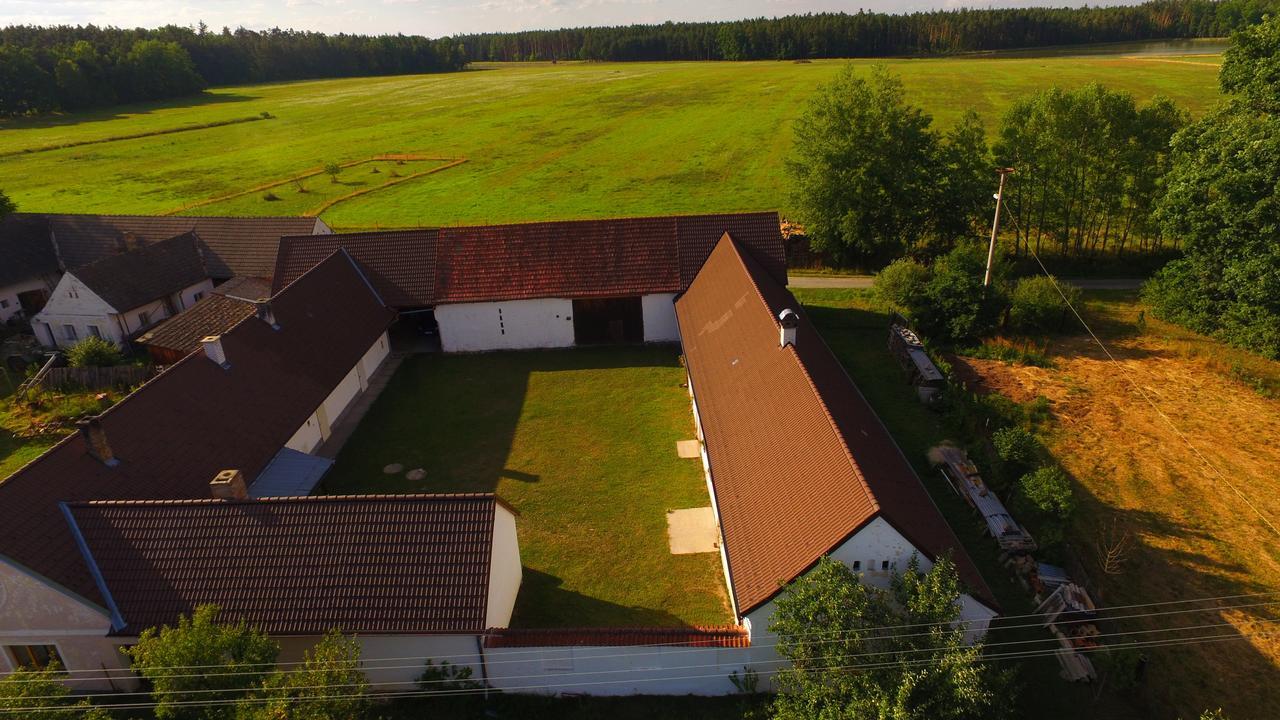 Safar Residence Hrachoviste Экстерьер фото